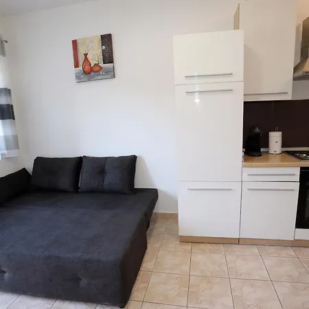 Tadijic Apartament *